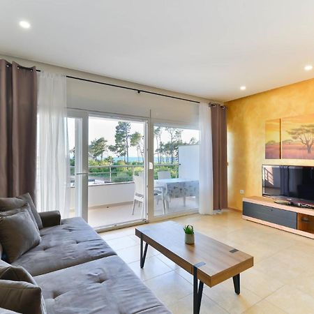 Modern Apartments Punta With Sea View- By Ta Leut Agency Privlaka  Bagian luar foto