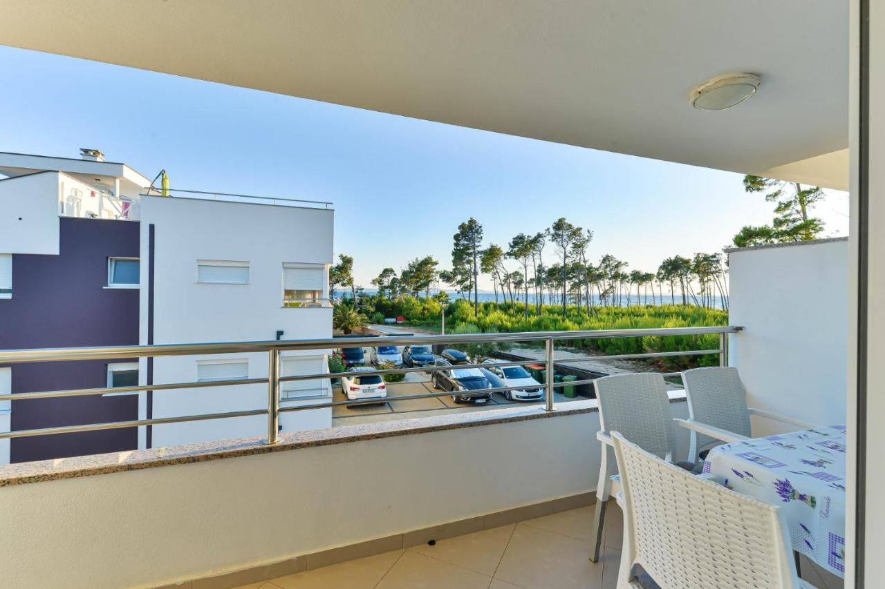 Modern Apartments Punta With Sea View- By Ta Leut Agency Privlaka  Bagian luar foto