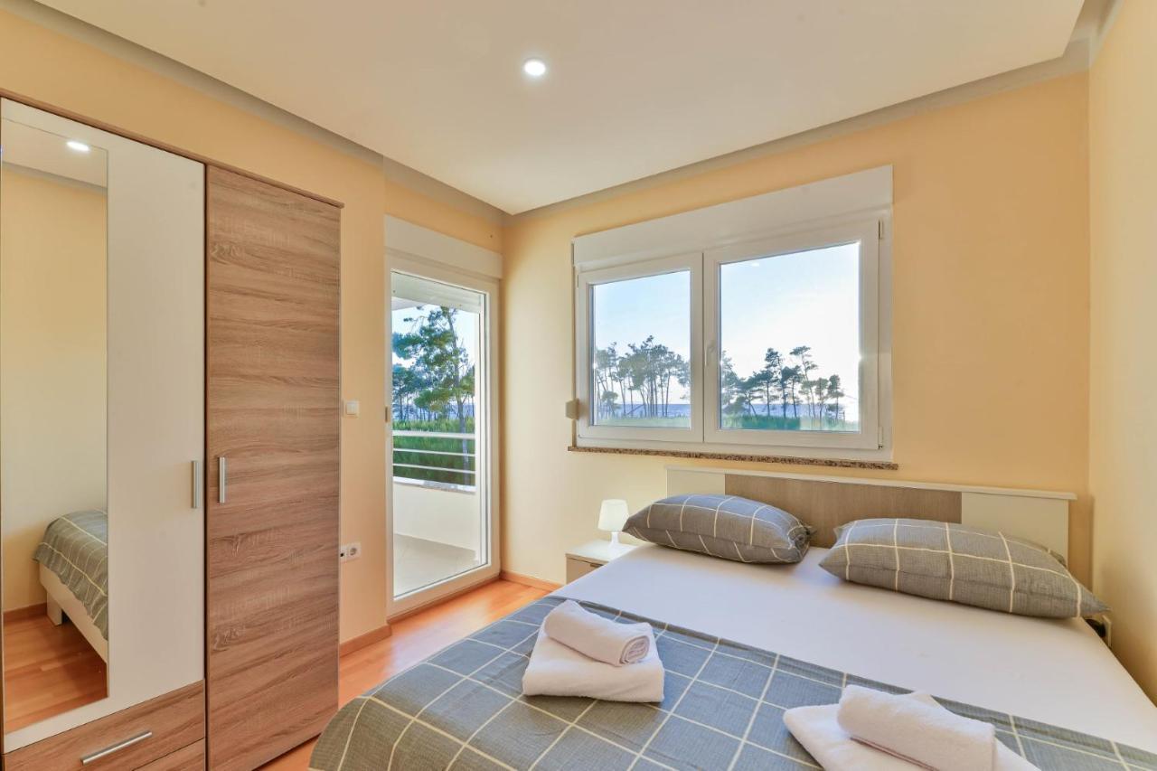 Modern Apartments Punta With Sea View- By Ta Leut Agency Privlaka  Bagian luar foto